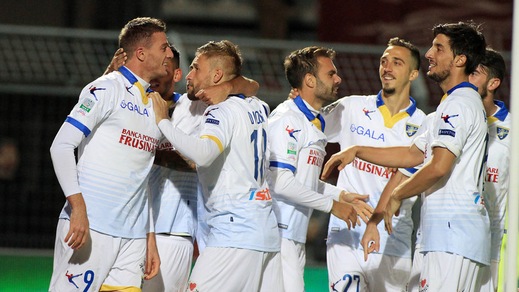 Serie B Frosinone-Bari, probabili formazioni e tempo reale alle 15
