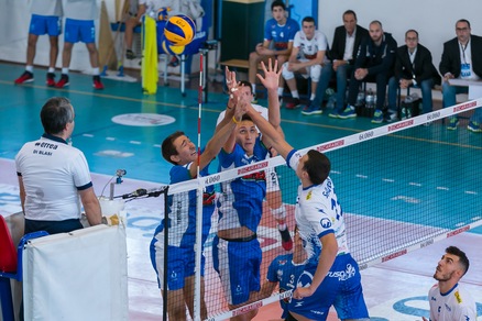 Volley: A2 Maschile Girone Bianco in tre a punteggio pieno