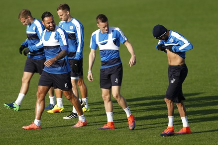 Il Leicester si allena dopo il ko contro il Chelsea