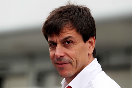 F1, Wolff: «C'è grande pressione nei nostri box»