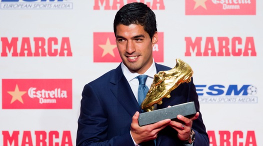 Luis Suarez riceve la seconda Scarpa d’Oro