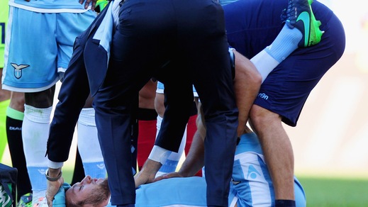 Lazio in ansia, De Vrij rischia due mesi di stop