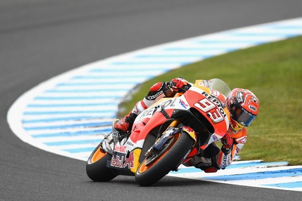 MotoGp, Phillip Island: Marquez in pole, Rossi 15/o
