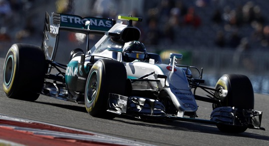 F1: le immagini della poleposition di Hamilton sul circuito di Austin