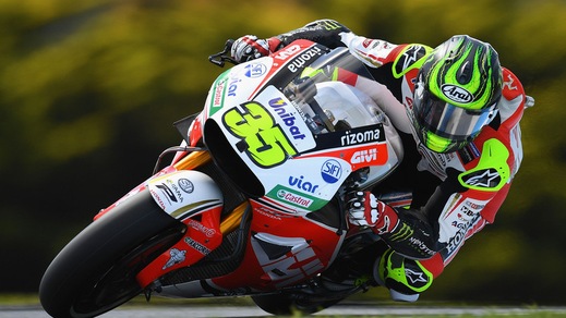 MotoGp: in Australia vince Crutchlow! Capolavoro Rossi, è secondo