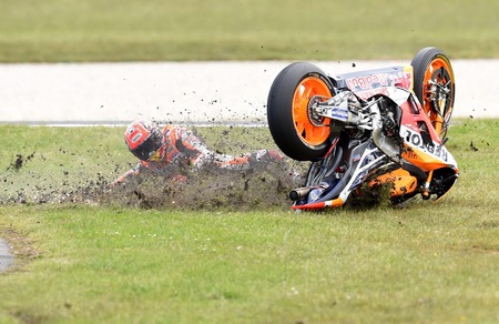 MotoGp Phillip Island, Marquez: «Voglio scusarmi con il mio team»