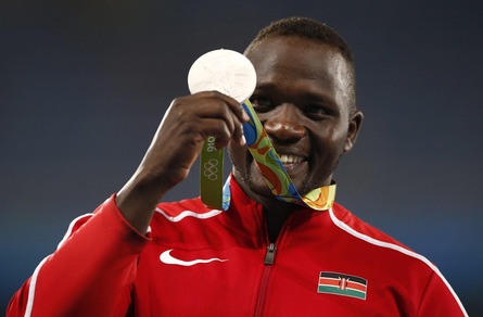 Atletica, incidente stradale per il keniano Yego