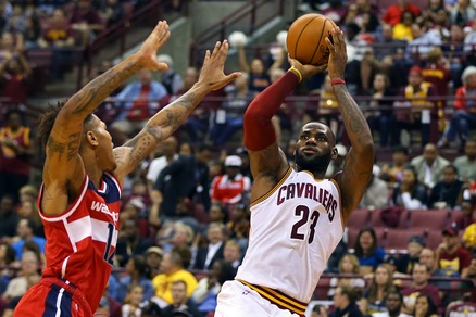 NBA: Godlen State va a caccia di Cleveland