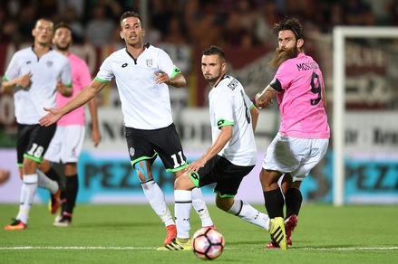 Lega Pro stangata Arezzo: 4 giornate a Sirri, 3 a Moscardelli