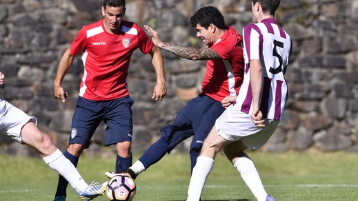 Serie A Cagliari, Farias può esserci con il Palermo