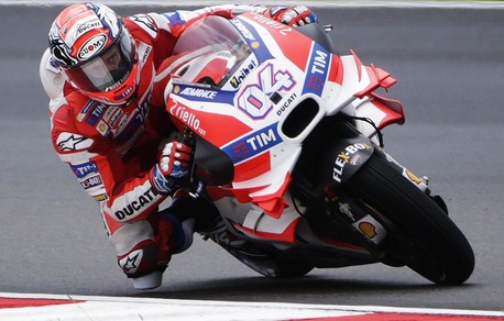 MotoGp Malesia: pole a Dovizioso, Rossi secondo