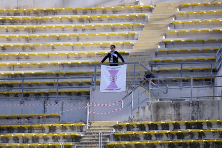 Serie B, Bari show. Al San Nicola un solo tifoso della Pro Vercelli