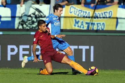 Roma, Emerson Palmieri fuori 2-3 settimane. Totti non convocato