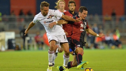 Serie A Cagliari, risentimento al flessore per Padoin