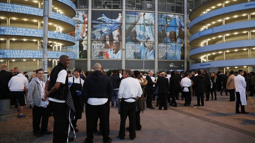 Champions League, Manchester City-Barcellona: stadio evacuato per falso allarme incendio