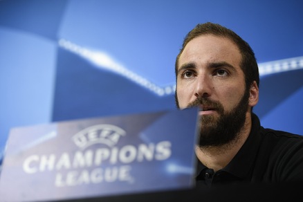 Juventus, Higuain: «Giochiamo per vincere in ogni competizione»