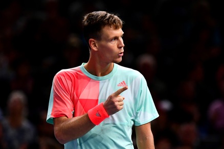 Tennis, Atp Parigi-Bercy: Berdych accede agli ottavi