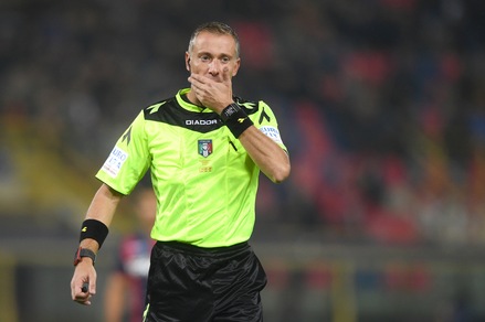 Serie A, gli arbitri: Valeri per Crotone-Juve, Bologna-Milan a Doveri