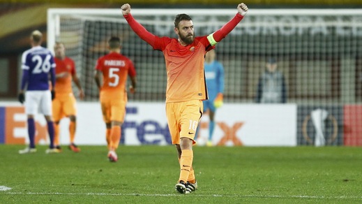 Top and flop Roma, Paredes cuce e ispira. Peres ok