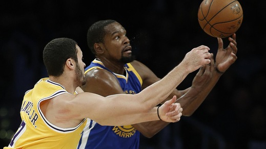 Golden State ko con i Lakers, Rose vince a Chicago