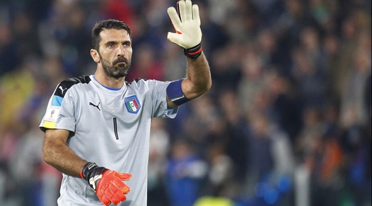 Buffon: «Pellè? Gesto non bello, ma si può sbagliare»