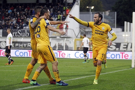 Risultati Serie B: Verona, poker con lo Spezia. Bari ko a Latina, cade anche la Salernitana