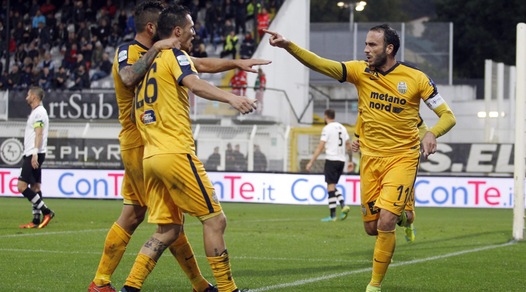 Risultati Serie B: Verona, poker con lo Spezia. Bari ko a Latina, cade anche la Salernitana