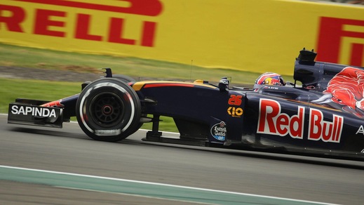 F1, Tost elogia Kvyat: «Pilota di grande talento»