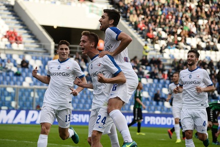 Serie A, l'Atalanta travolge il Sassuolo, Genoa e Udinese pareggiano
