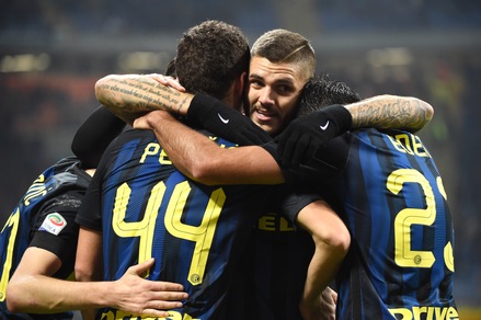 Serie A, Inter-Crotone 3-0: Perisic e Icardi, lampi nella contestazione