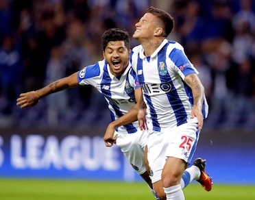 «Juventus, nel mirino Otavio e Lindelof»