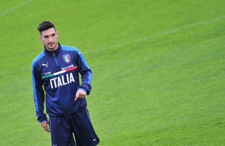 Italia, brivido per Politano: infortunio in allenamento