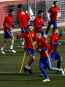 Spagna, Callejon e Reina preparano la sfida con la Macedonia