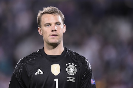 Germania, Neuer influenzato: salterà l'Italia