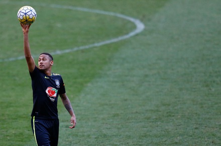 Qualificazioni mondiali: Brasile-Argentina, in quota Neymar batte Messi