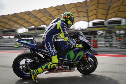 MotoGp Yamaha, Rossi: «Vinales è l'uomo da battere»