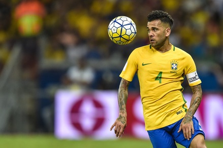 Stanotte la centesima presenza di Dani Alves col Brasile