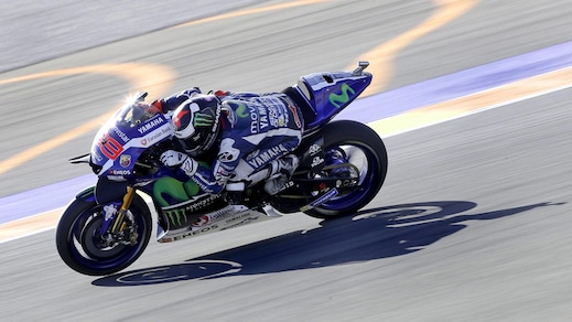 MotoGp, Valencia: Lorenzo, pole da record! Rossi terzo