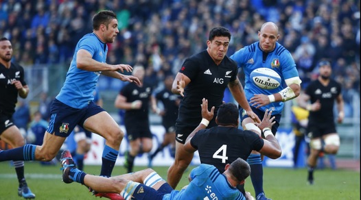 Rugby, Italia ko: gli All Blacks vincono 68-10 all'Olimpico