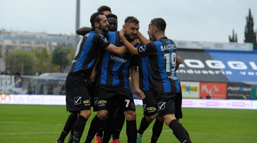 Serie B Vicenza-Latina, probabili formazioni e tempo reale alle 18