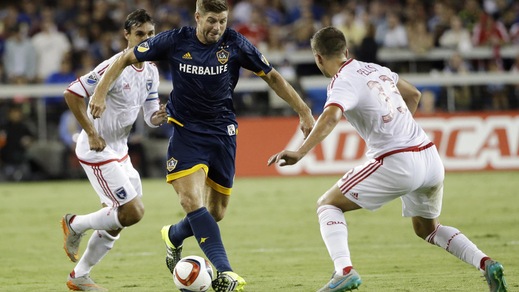 Gerrard: i bookmaker lo rimandano in Premier