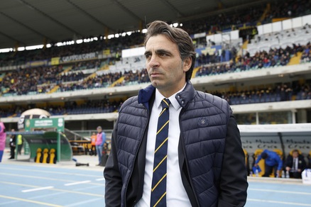 Serie B Verona, Pecchia: «Unica cosa bella l'applauso del pubblico»