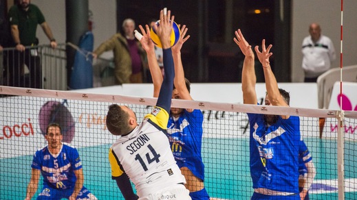 Volley: A2 Maschile Girone Blu Brescia e Mondovì in testa