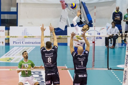 Volley: A2 Maschile Girone Bianco cade Siena, sesta vittoria per Castellana
