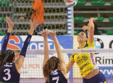 Volley: A2 Femminile, Pesaro suona la quinta, abbattuta anche Trento