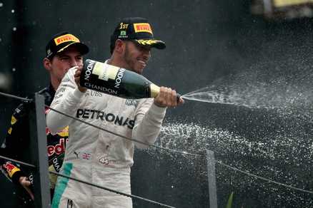 F1, la rimonta di Hamilton vale 4,50