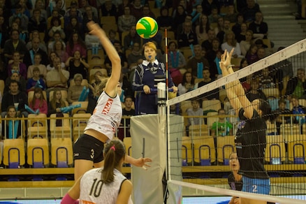 Volley: Champions Femminile, domani il primo round fra Modena e Cannes