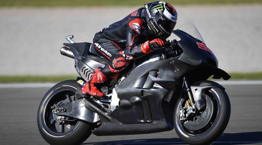 Lorenzo ama già la “rossa”: a Valencia in sella a Ducati