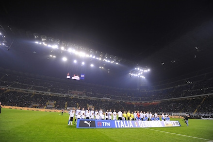 Italia-Germania, fischi all'inno tedesco ma gli azzurri applaudono