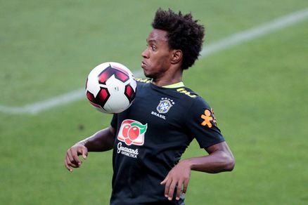 Le big d'Europa pagano il viaggio ai sudamericani. E Willian ci rimane male